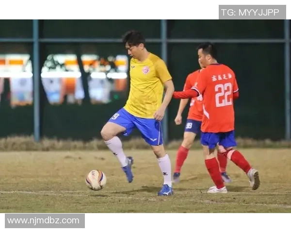 足球明星齐聚一堂的精彩瞬间照片素材分享